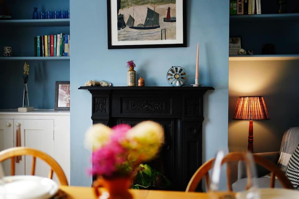 Northdene Cottage - Cosy Old Fisherman'S Cottage Two Mins From Sea - Free Parking - Wood Burning Stove - Roll Top Bath - Dog Friendly Deal Eksteriør bilde