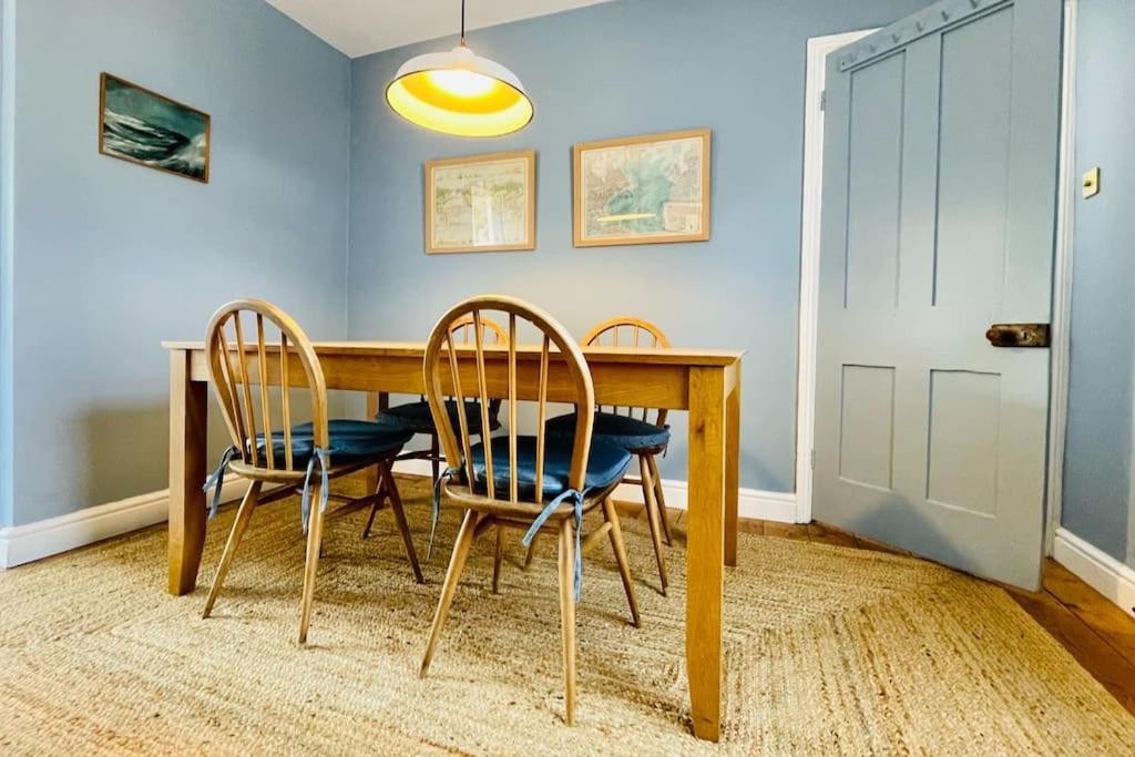 Northdene Cottage - Cosy Old Fisherman'S Cottage Two Mins From Sea - Free Parking - Wood Burning Stove - Roll Top Bath - Dog Friendly Deal Eksteriør bilde