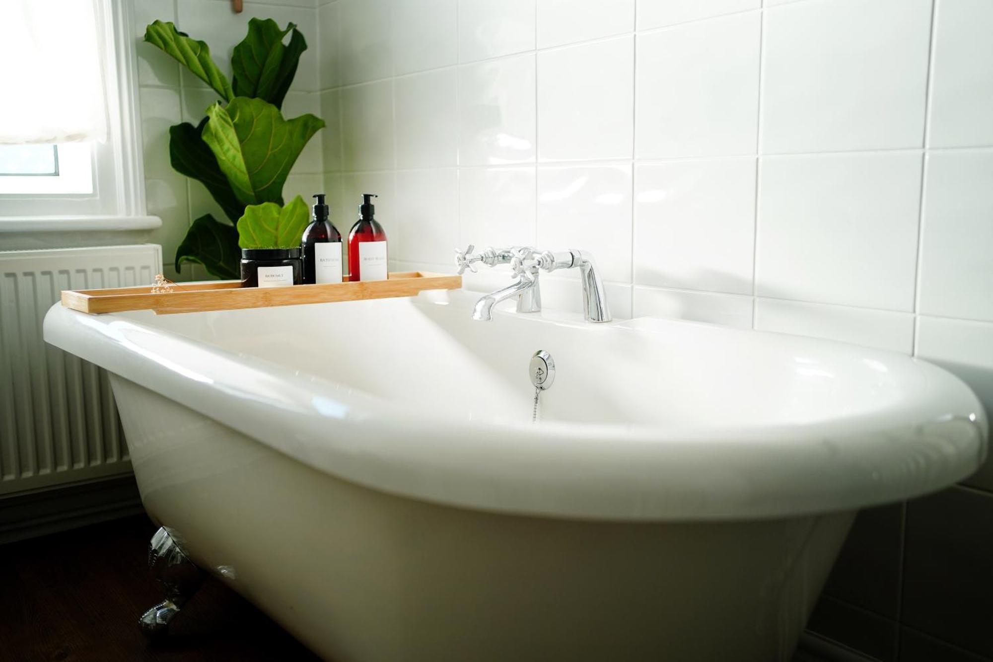 Northdene Cottage - Cosy Old Fisherman'S Cottage Two Mins From Sea - Free Parking - Wood Burning Stove - Roll Top Bath - Dog Friendly Deal Eksteriør bilde