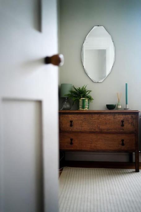 Northdene Cottage - Cosy Old Fisherman'S Cottage Two Mins From Sea - Free Parking - Wood Burning Stove - Roll Top Bath - Dog Friendly Deal Eksteriør bilde