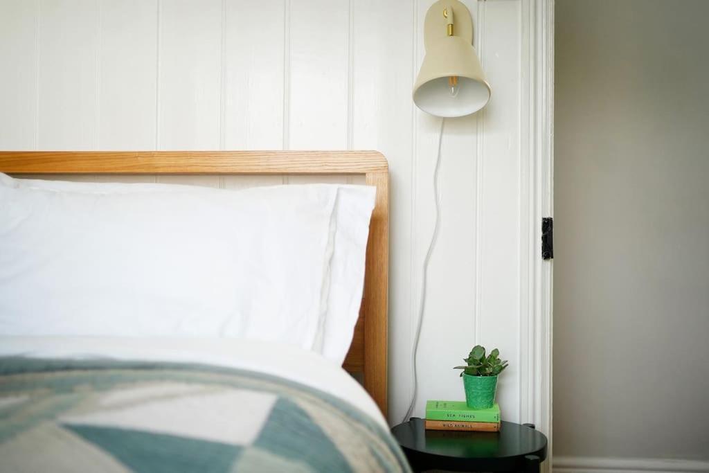 Northdene Cottage - Cosy Old Fisherman'S Cottage Two Mins From Sea - Free Parking - Wood Burning Stove - Roll Top Bath - Dog Friendly Deal Eksteriør bilde
